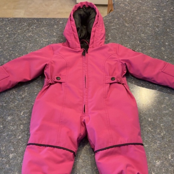 Alpinetek Snowsuit - Picture 1 of 3